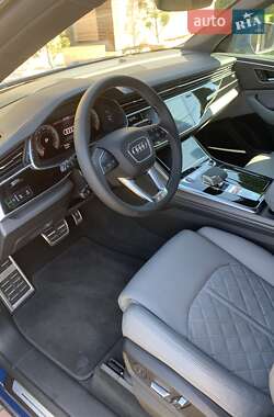 Внедорожник / Кроссовер Audi SQ8 2024 в 