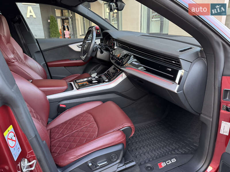Позашляховик / Кросовер Audi SQ8 2021 в Києві