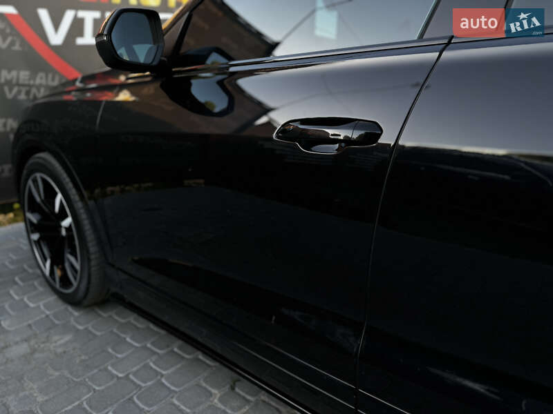 Позашляховик / Кросовер Audi SQ8 2020 в Вінниці