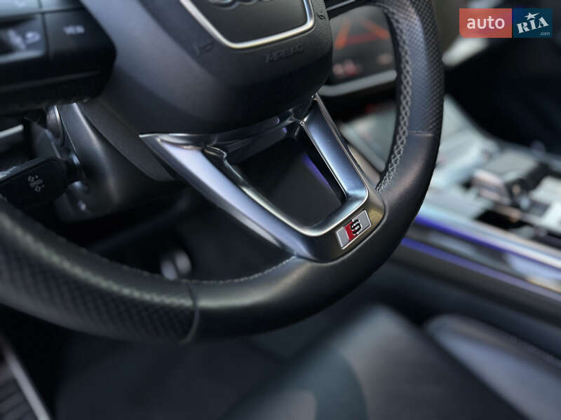 Позашляховик / Кросовер Audi SQ8 2020 в Вінниці