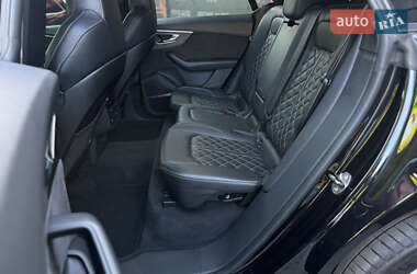Позашляховик / Кросовер Audi SQ8 2020 в 