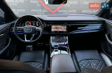 Позашляховик / Кросовер Audi SQ8 2020 в 