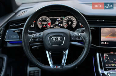 Позашляховик / Кросовер Audi SQ8 2020 в 
