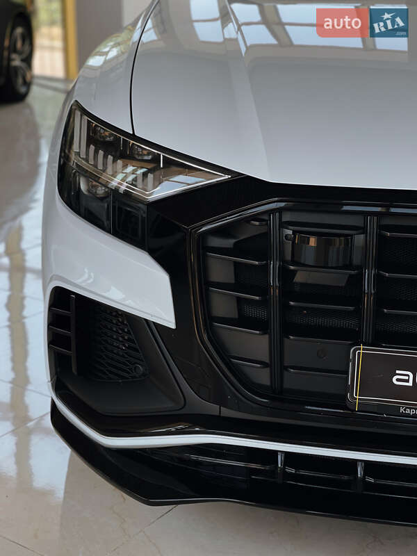 Внедорожник / Кроссовер Audi SQ8 2020 в Николаеве