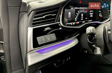 Внедорожник / Кроссовер Audi SQ8 2024 в 