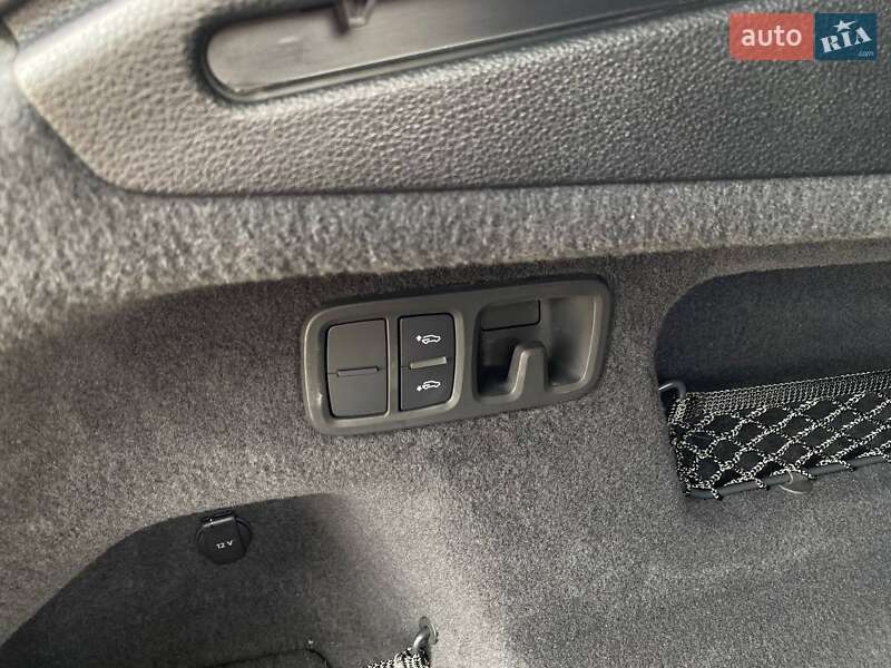 Внедорожник / Кроссовер Audi SQ8 2020 в Львове