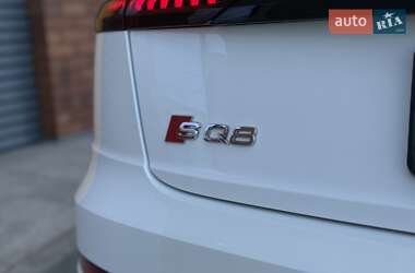 Внедорожник / Кроссовер Audi SQ8 2021 в 