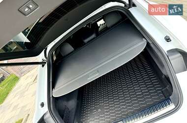 Внедорожник / Кроссовер Audi SQ8 2023 в 