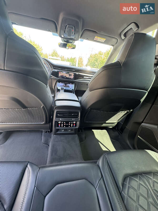 Внедорожник / Кроссовер Audi SQ8 2021 в Киеве