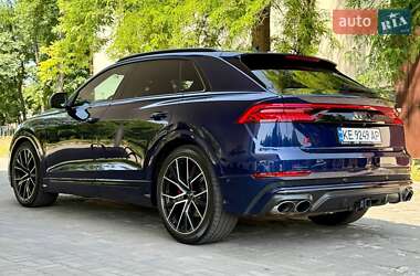 Внедорожник / Кроссовер Audi SQ8 2021 в 