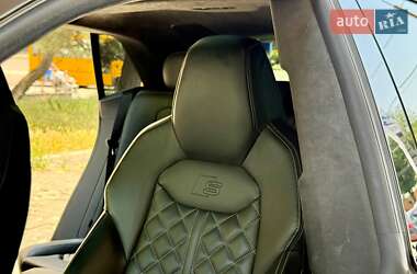 Внедорожник / Кроссовер Audi SQ8 2021 в 
