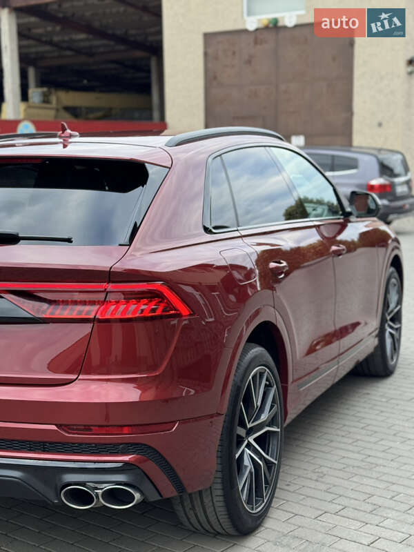 Внедорожник / Кроссовер Audi SQ8 2020 в Владимире