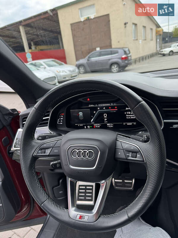 Внедорожник / Кроссовер Audi SQ8 2020 в Владимире