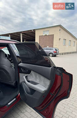 Внедорожник / Кроссовер Audi SQ8 2020 в 