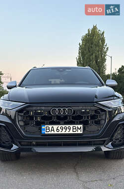 Внедорожник / Кроссовер Audi SQ8 2024 в 