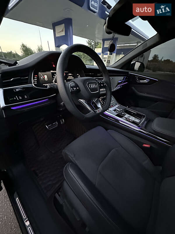 Внедорожник / Кроссовер Audi SQ8 2024 в Кропивницком