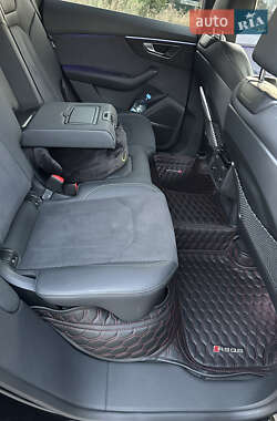 Внедорожник / Кроссовер Audi SQ8 2024 в 