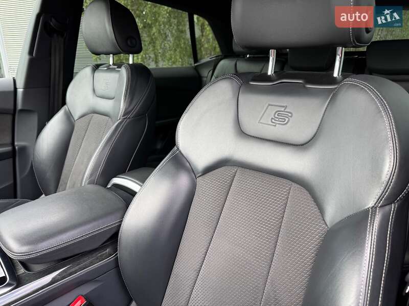Внедорожник / Кроссовер Audi SQ8 2020 в Киеве