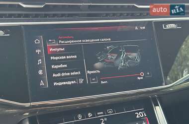 Внедорожник / Кроссовер Audi SQ8 2020 в 