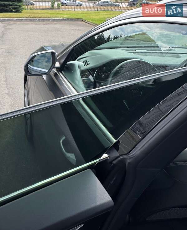 Внедорожник / Кроссовер Audi SQ8 2020 в Киеве