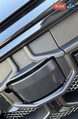 Внедорожник / Кроссовер Audi SQ8 2025 в 