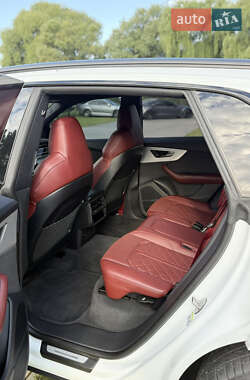 Внедорожник / Кроссовер Audi SQ8 2023 в 