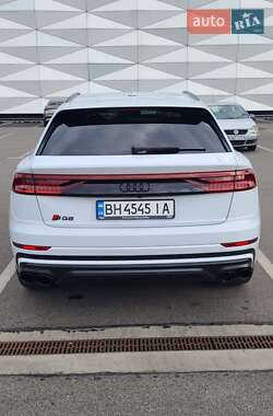 Внедорожник / Кроссовер Audi SQ8 2021 в 