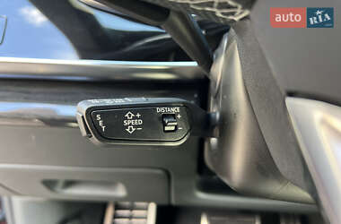 Внедорожник / Кроссовер Audi SQ8 2020 в 