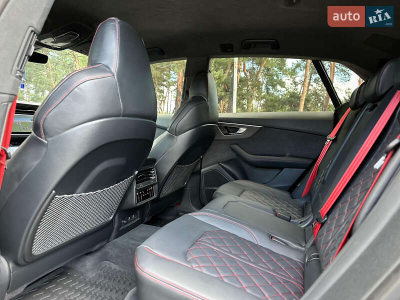 Внедорожник / Кроссовер Audi SQ8 2025 в Киеве