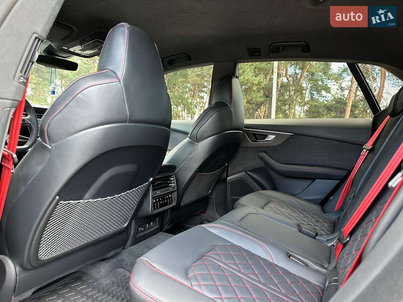 Внедорожник / Кроссовер Audi SQ8 2025 в Киеве