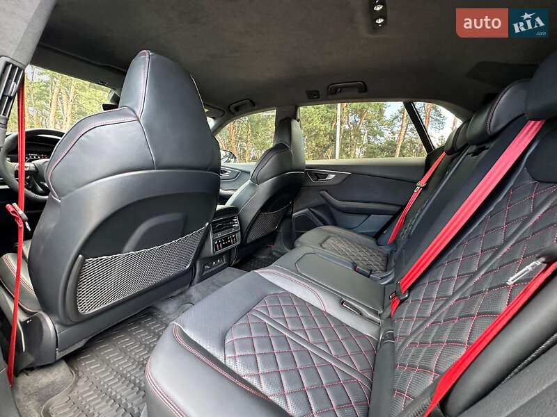 Внедорожник / Кроссовер Audi SQ8 2025 в Киеве