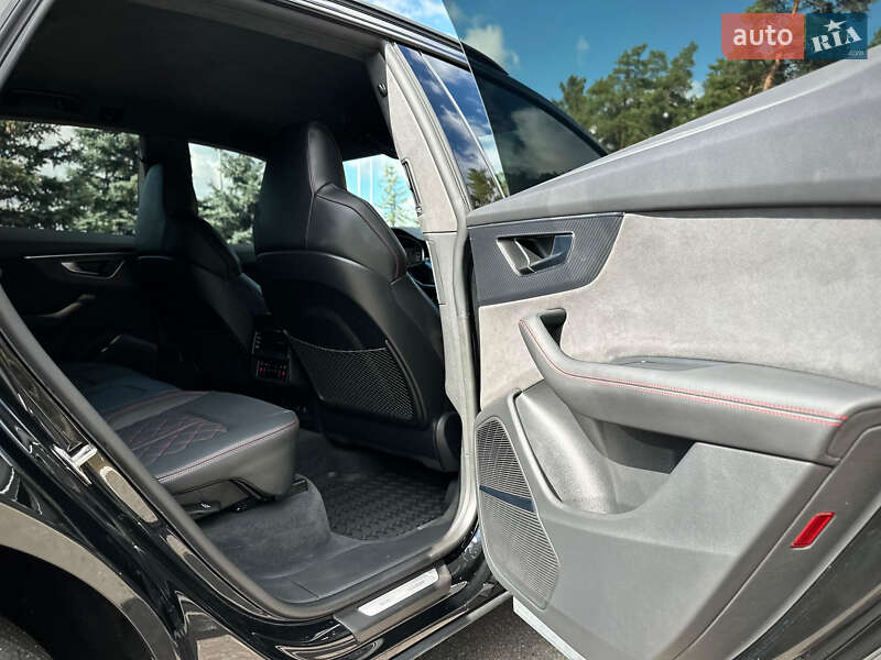 Внедорожник / Кроссовер Audi SQ8 2025 в Киеве