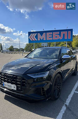 Внедорожник / Кроссовер Audi SQ8 2021 в 