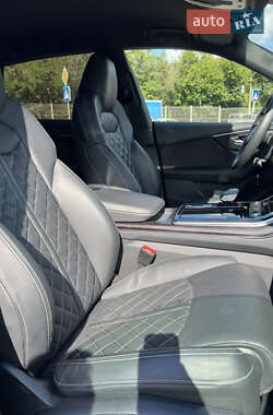 Внедорожник / Кроссовер Audi SQ8 2021 в 