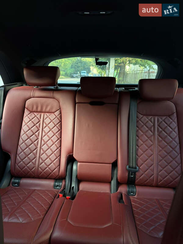 Внедорожник / Кроссовер Audi SQ8 2022 в Ивано-Франковске