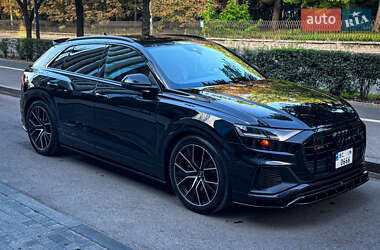 Внедорожник / Кроссовер Audi SQ8 2021 в 