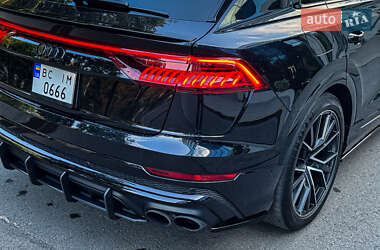Внедорожник / Кроссовер Audi SQ8 2021 в 