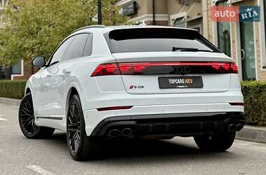 Внедорожник / Кроссовер Audi SQ8 2024 в 