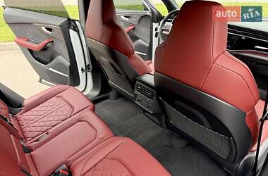 Внедорожник / Кроссовер Audi SQ8 2024 в 