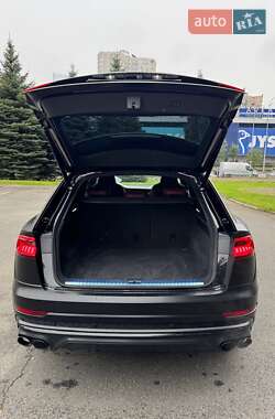Внедорожник / Кроссовер Audi SQ8 2023 в 