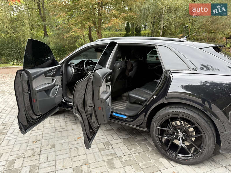 Внедорожник / Кроссовер Audi SQ8 2020 в Дрогобыче