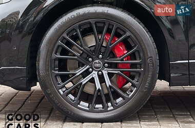 Внедорожник / Кроссовер Audi SQ8 2024 в 