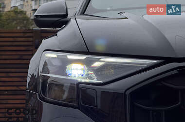 Внедорожник / Кроссовер Audi SQ8 2024 в 