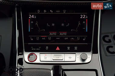 Внедорожник / Кроссовер Audi SQ8 2024 в 