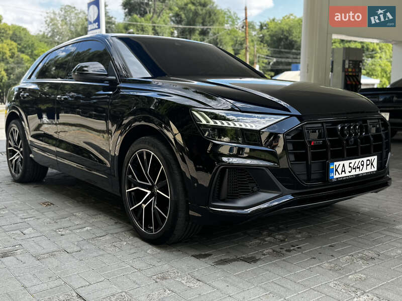 Позашляховик / Кросовер Audi SQ8 2021 в Дніпрі