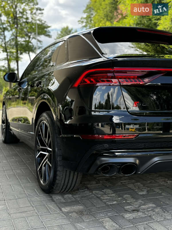 Позашляховик / Кросовер Audi SQ8 2021 в Дніпрі