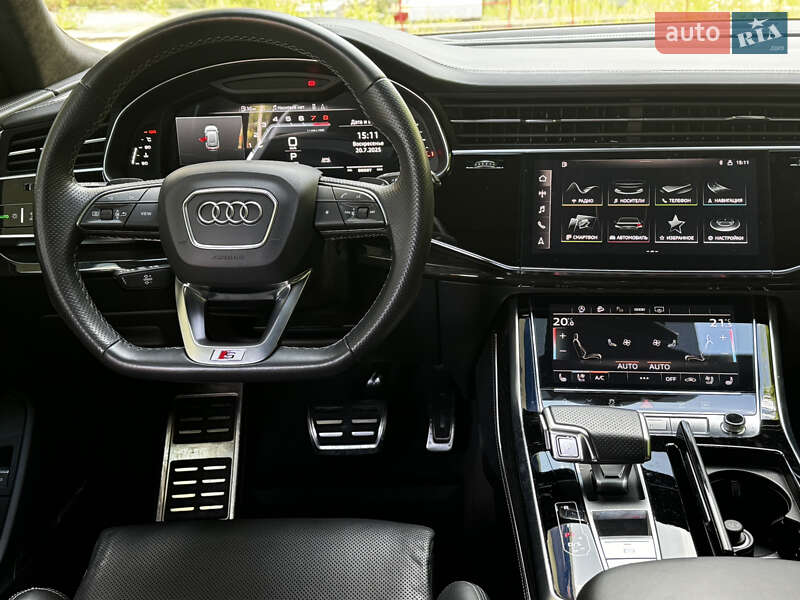Позашляховик / Кросовер Audi SQ8 2021 в Дніпрі