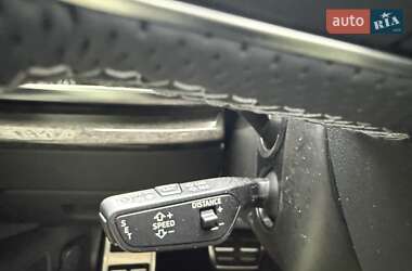 Внедорожник / Кроссовер Audi SQ8 2025 в 