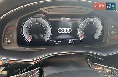 Позашляховик / Кросовер Audi SQ8 2021 в 