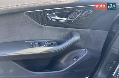 Позашляховик / Кросовер Audi SQ8 2021 в 